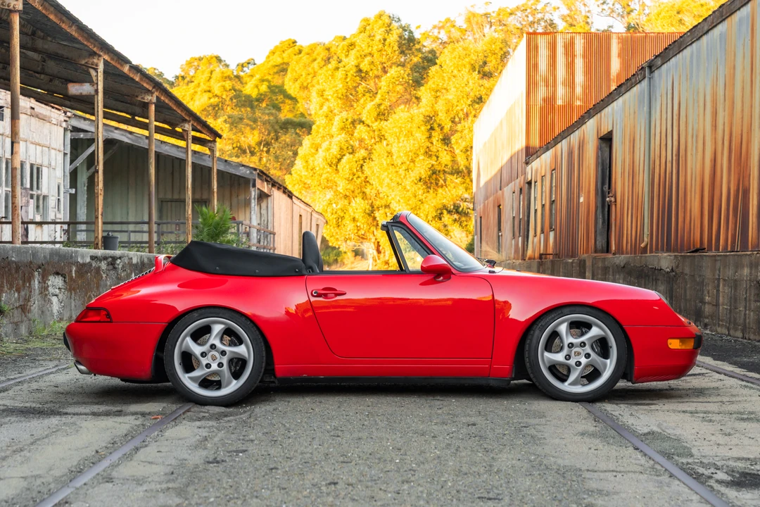 1996 Porsche 993 Carrera - Image 10 of 31