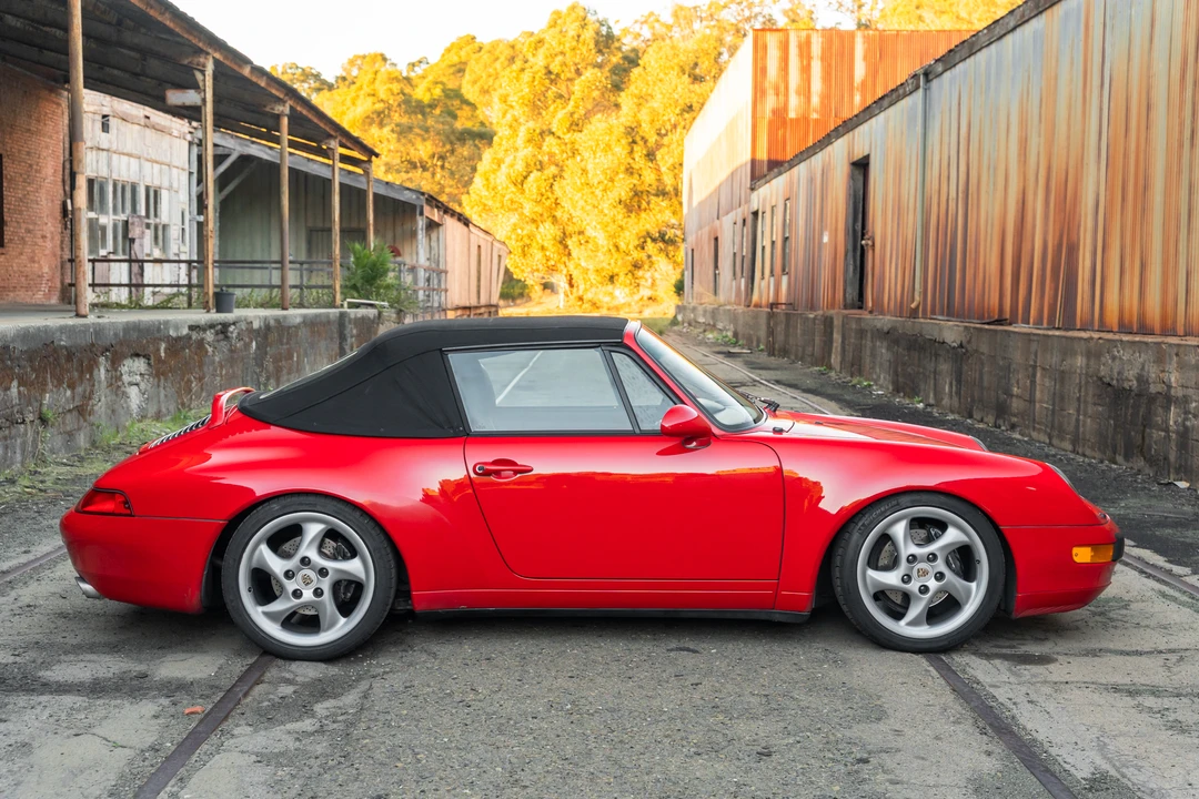 1996 Porsche 993 Carrera - Image 24 of 31