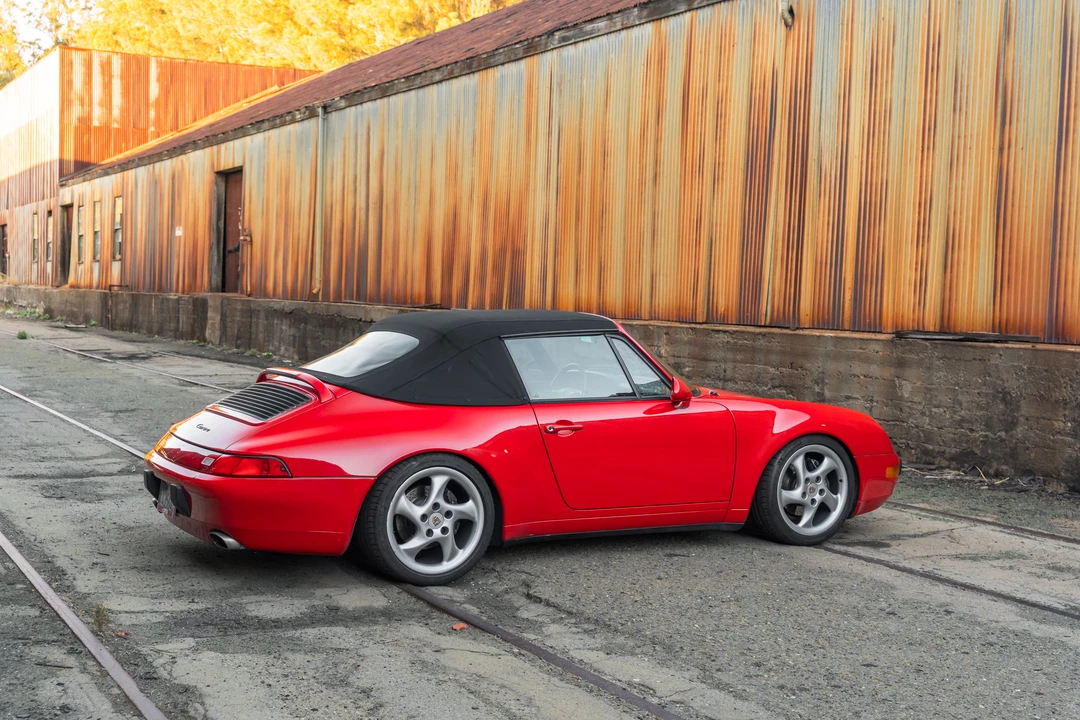 1996 Porsche 993 Carrera - Image 25 of 31