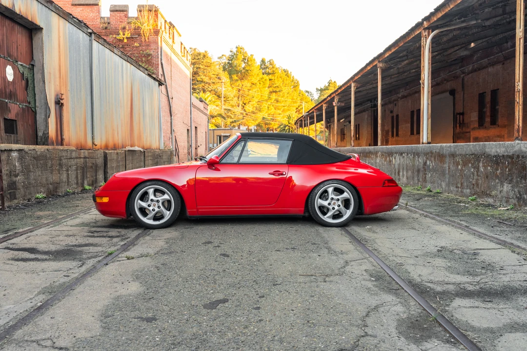 1996 Porsche 993 Carrera - Image 27 of 31