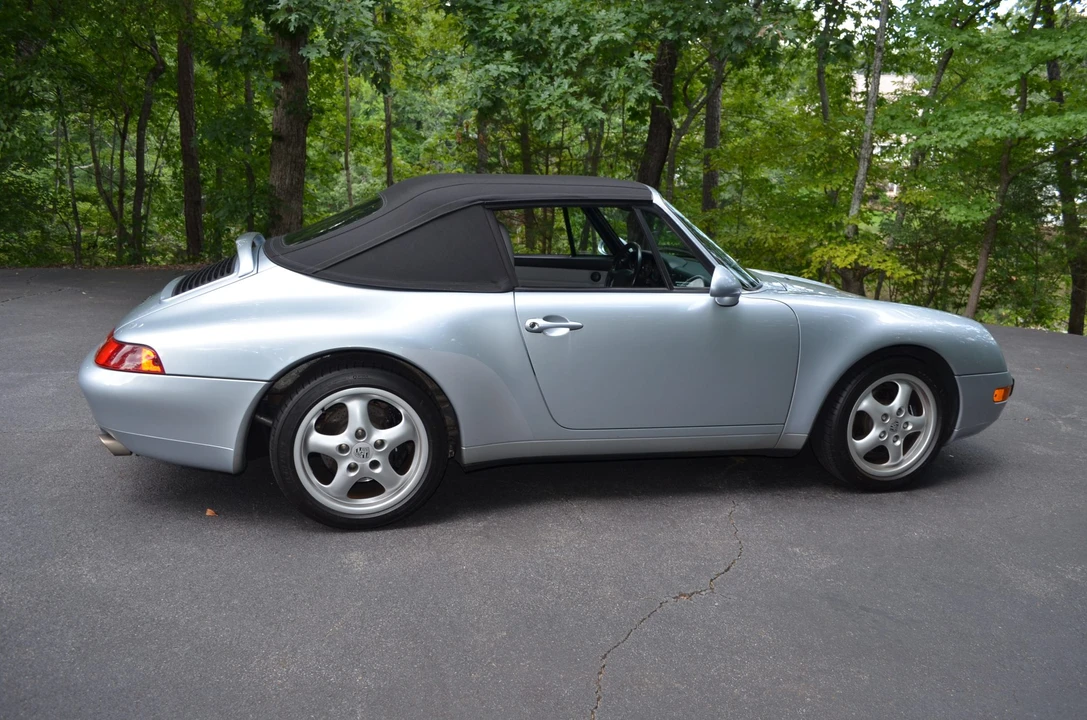 1996 Porsche 993 Carrera - Image 28 of 31
