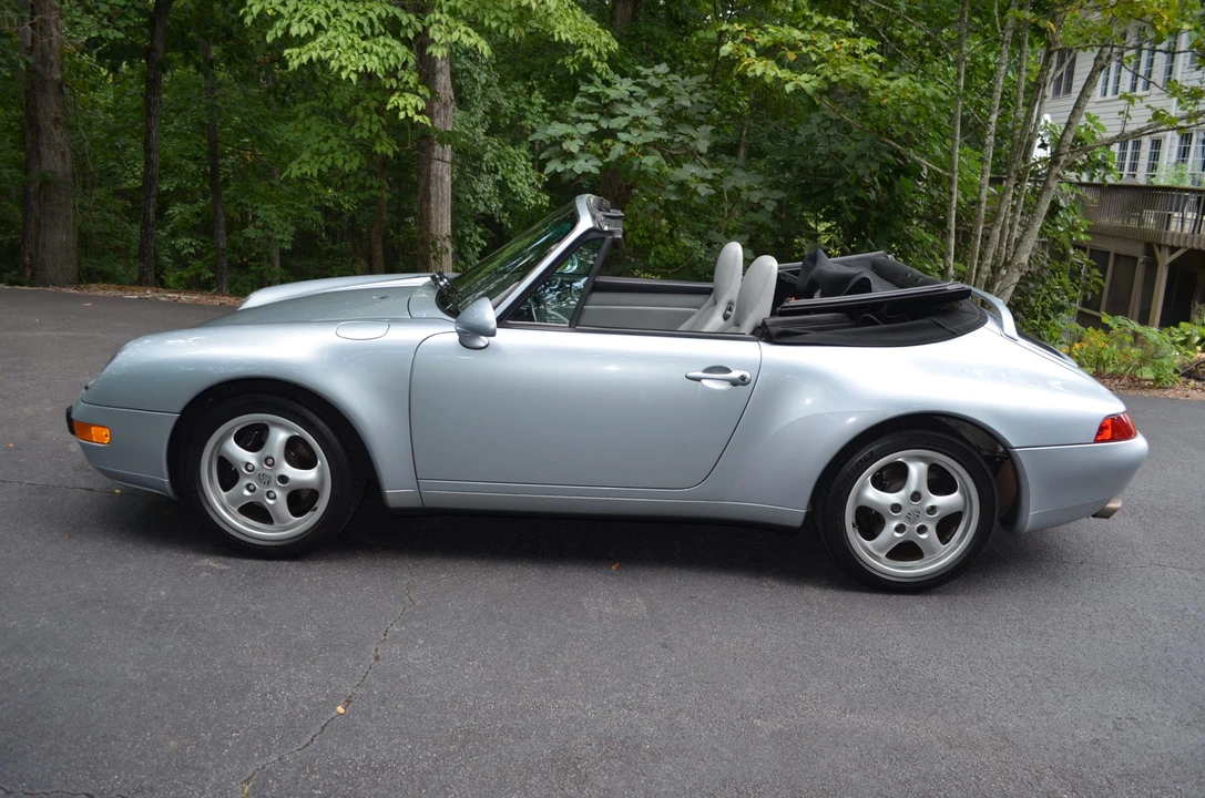 1996 Porsche 993 Carrera - Image 12 of 31