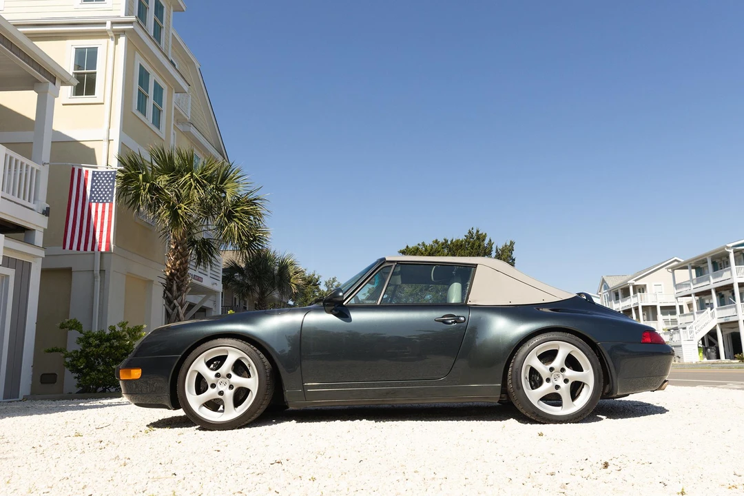 1996 Porsche 993 Carrera - Image 8 of 31