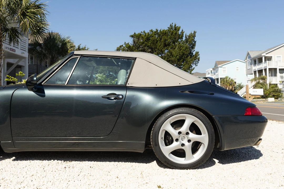 1996 Porsche 993 Carrera - Image 25 of 31