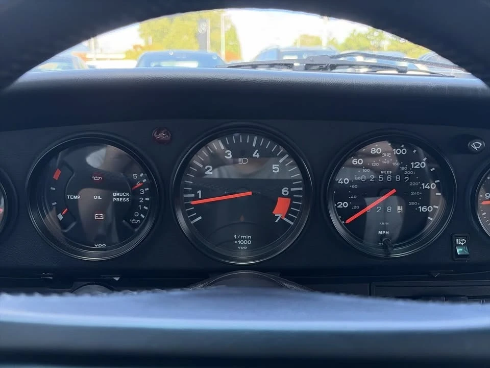 1996 Porsche 993 Carrera - Image 8 of 18