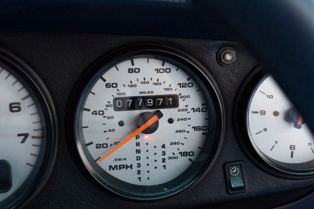 1996 Porsche 993 Carrera - Image 21 of 31