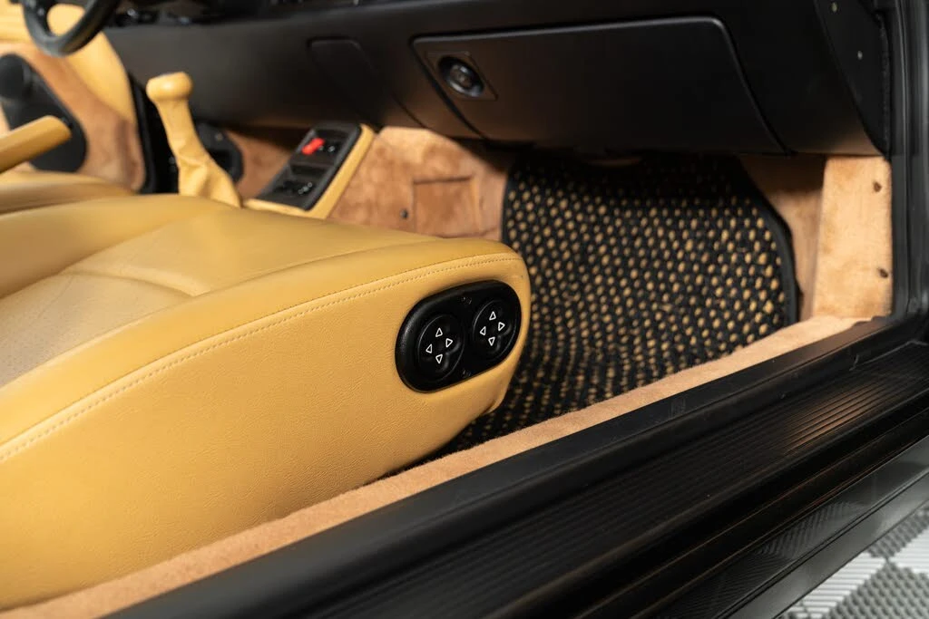 1996 Porsche 993 Carrera - Image 13 of 31