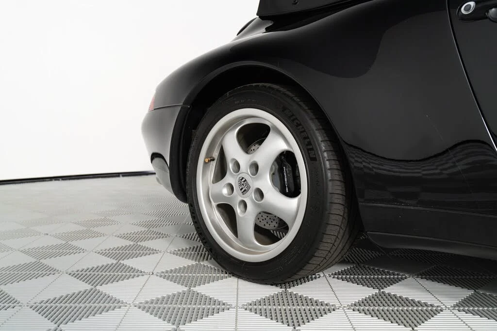 1996 Porsche 993 Carrera - Image 26 of 31