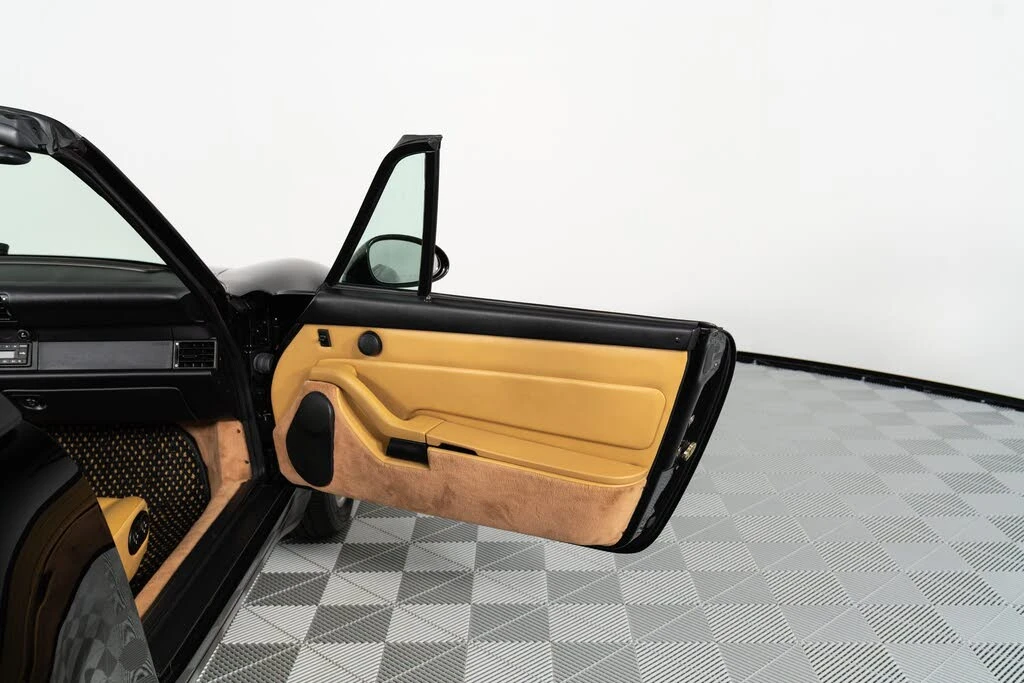 1996 Porsche 993 Carrera - Image 29 of 31