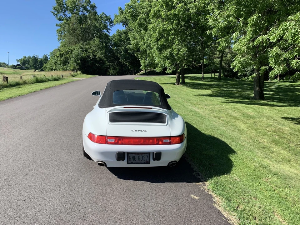 1996 Porsche 993 Carrera - Image 14 of 31