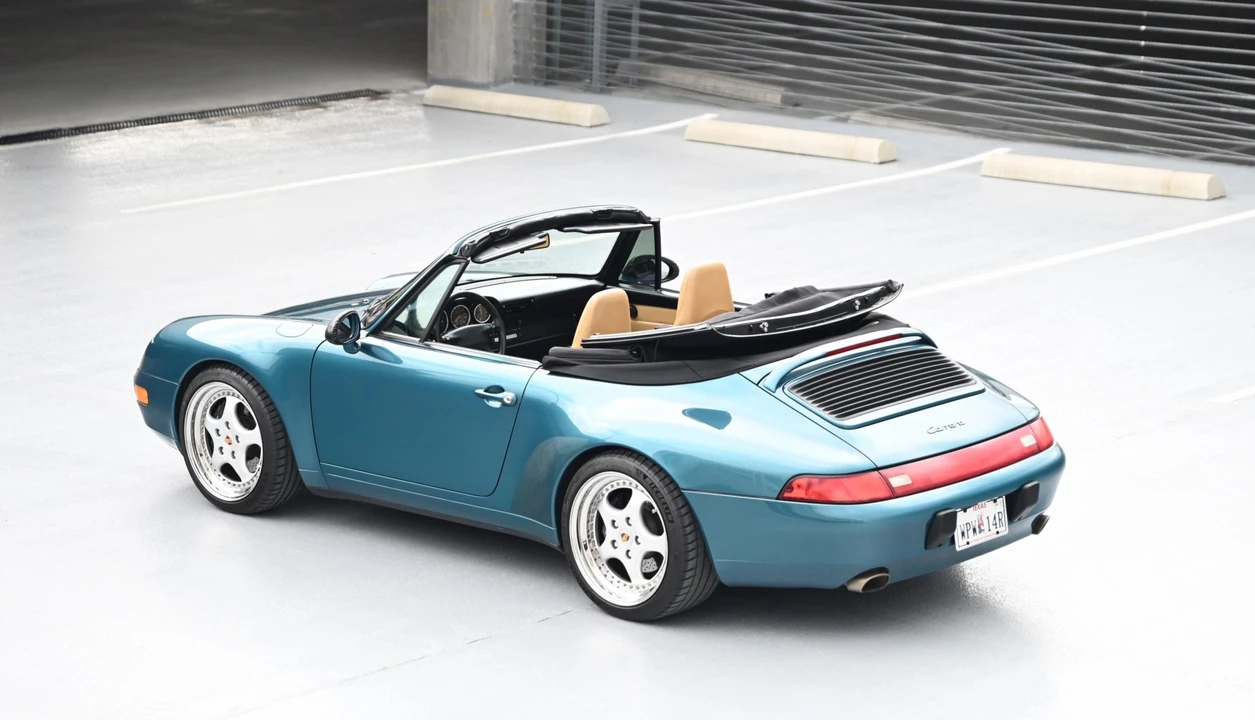 1996 Porsche 993 Carrera - Image 16 of 31