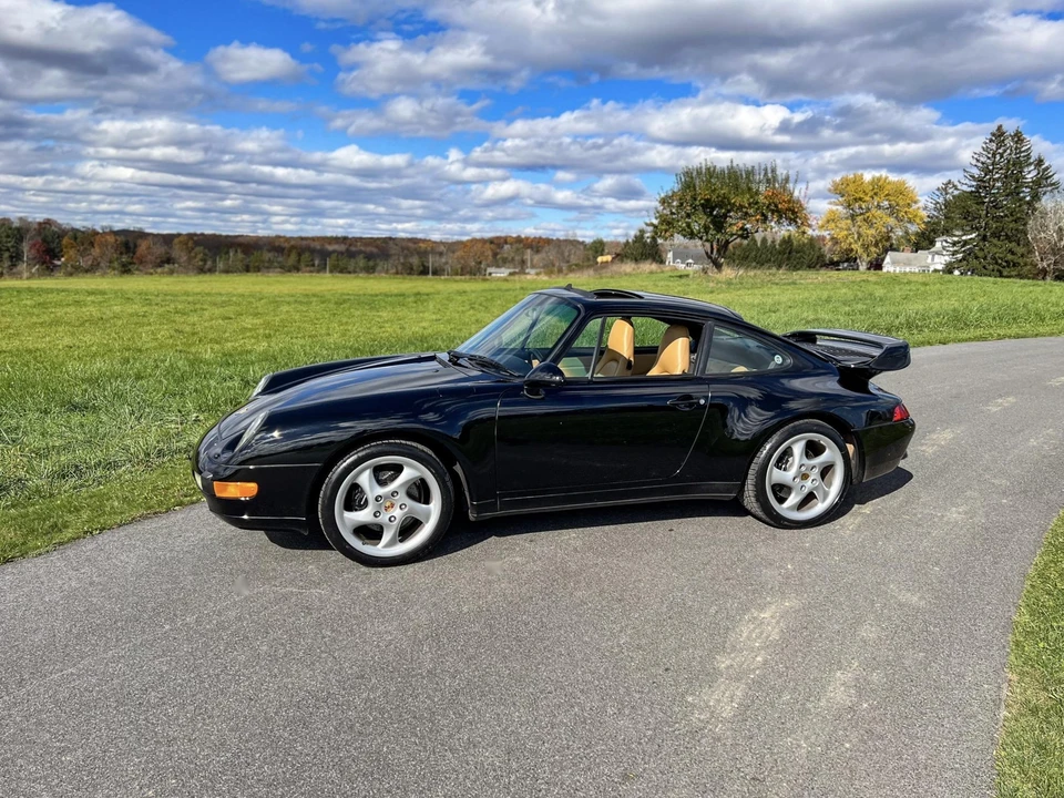 1996 Porsche 993 Carrera - Image 9 of 31