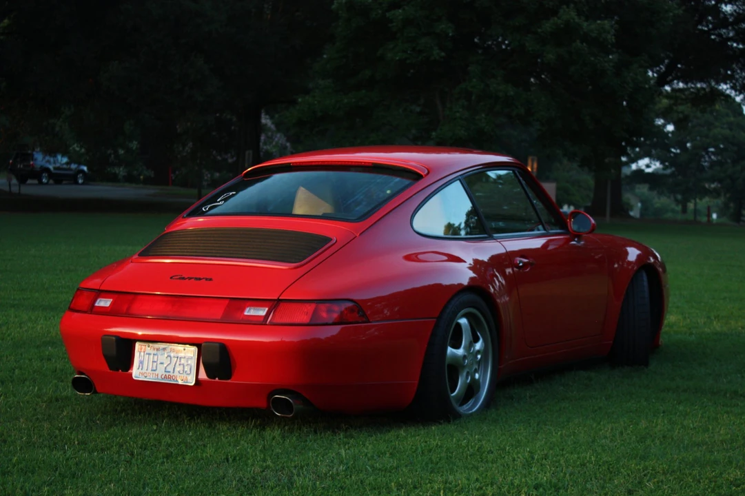 1996 Porsche 993 Carrera - Image 14 of 31