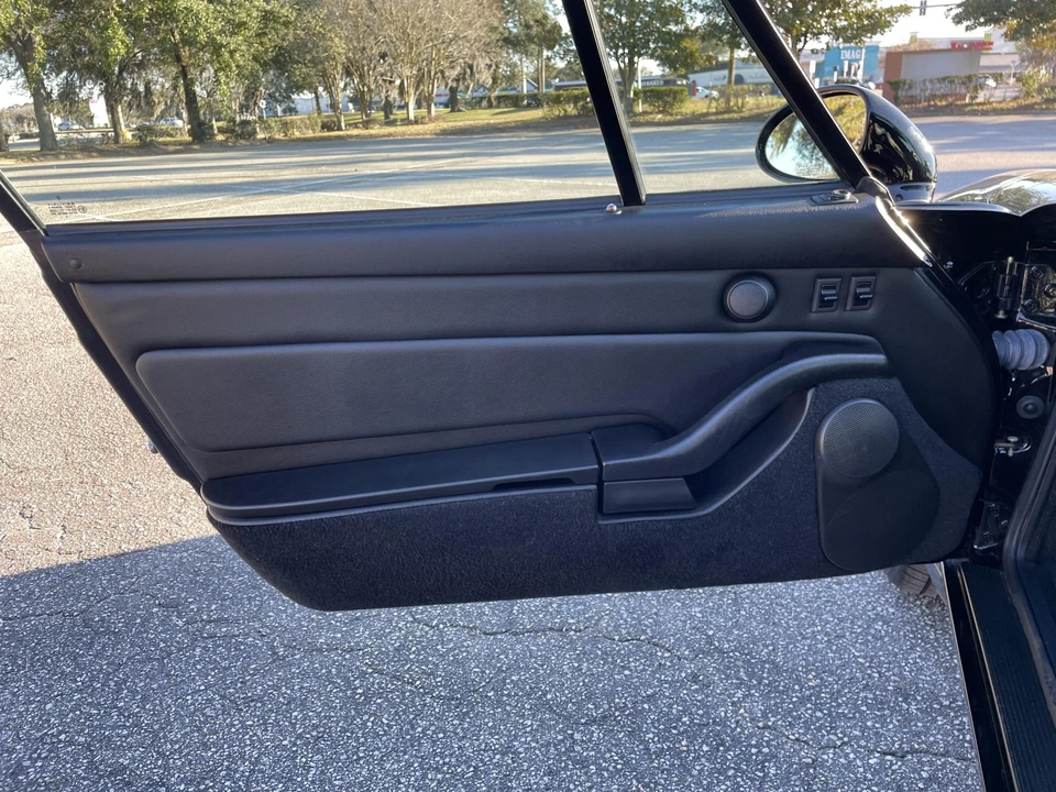 1996 Porsche 993 Carrera - Image 16 of 31