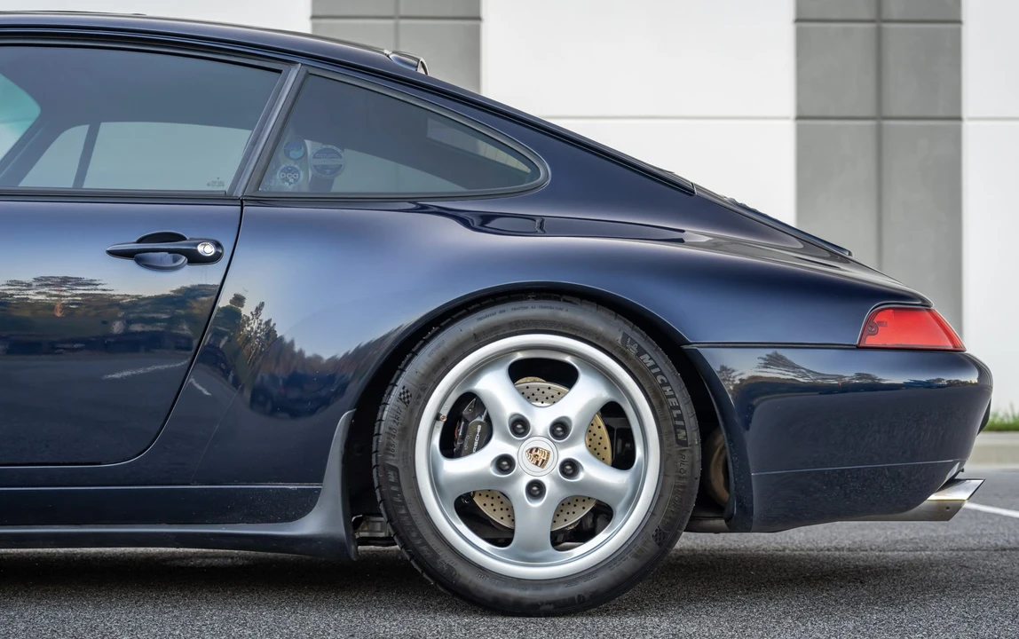 1996 Porsche 993 Carrera - Image 25 of 31