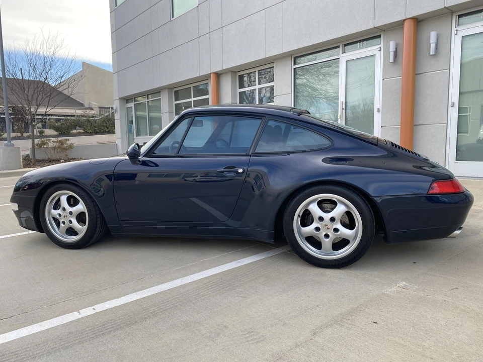 1996 Porsche 993 Carrera - Image 10 of 31
