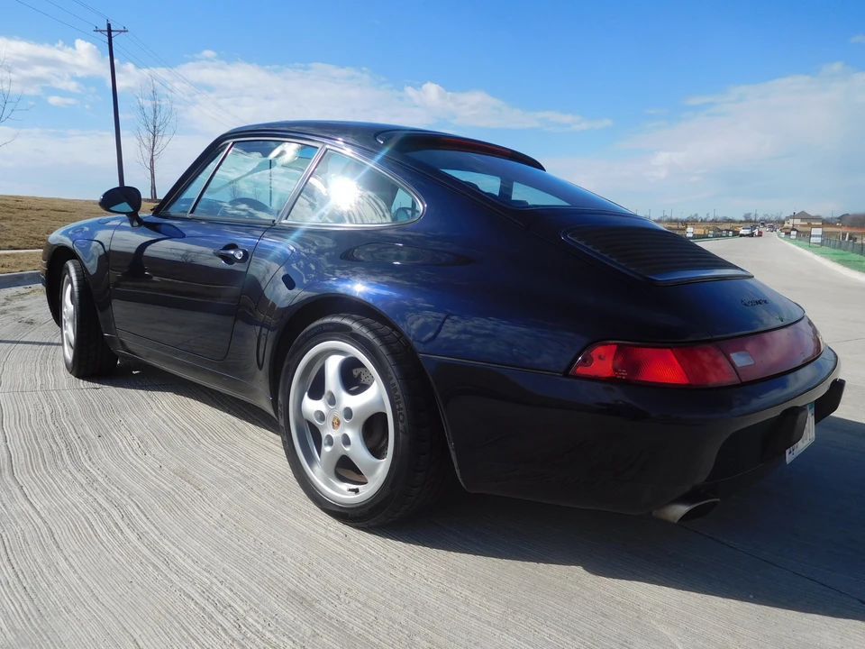 1996 Porsche 993 Carrera - Image 8 of 31