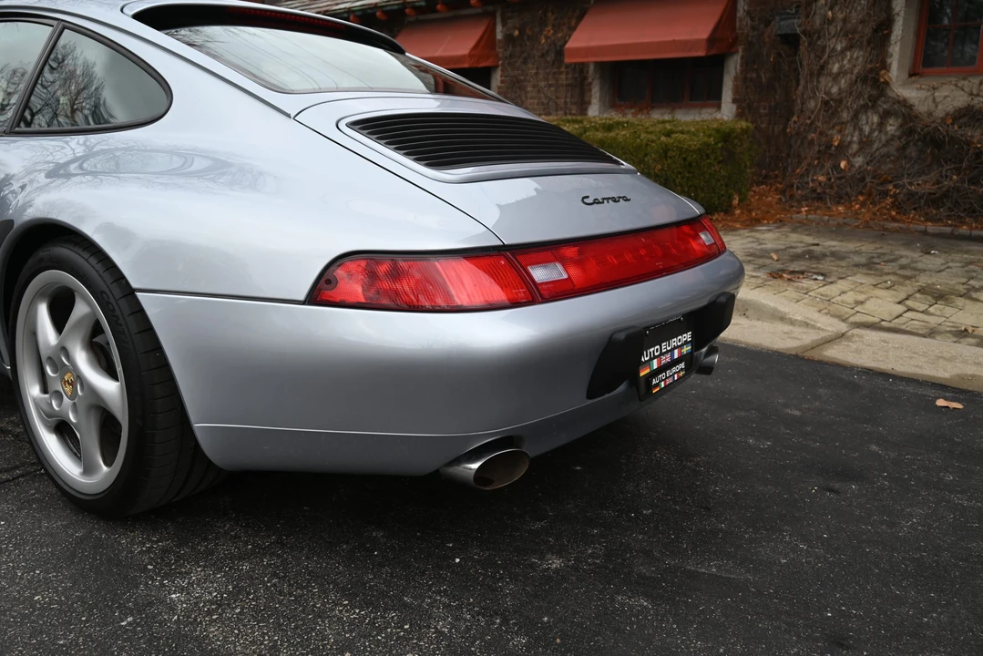 1996 Porsche 993 Carrera - Image 16 of 31