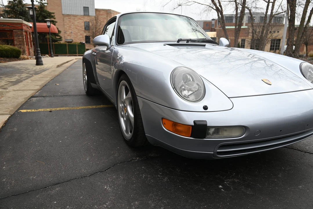 1996 Porsche 993 Carrera - Image 9 of 31