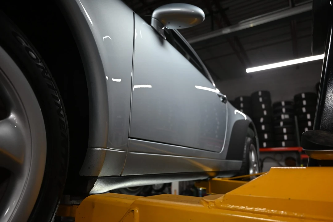 1996 Porsche 993 Carrera - Image 30 of 31
