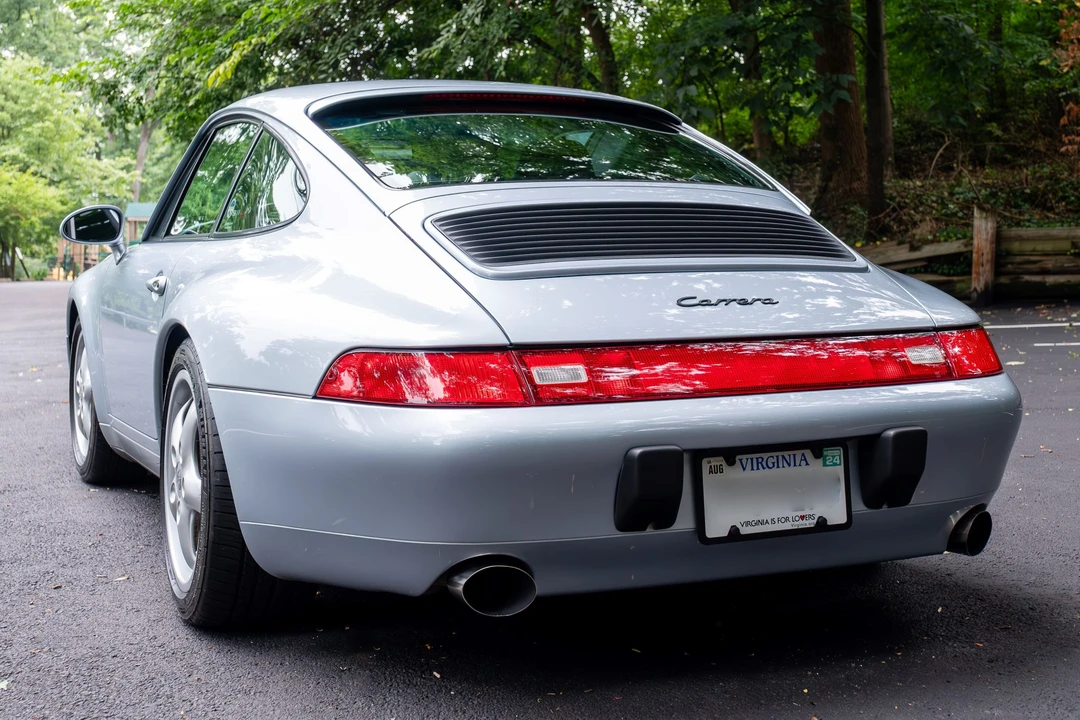 1996 Porsche 993 Carrera - Image 8 of 31