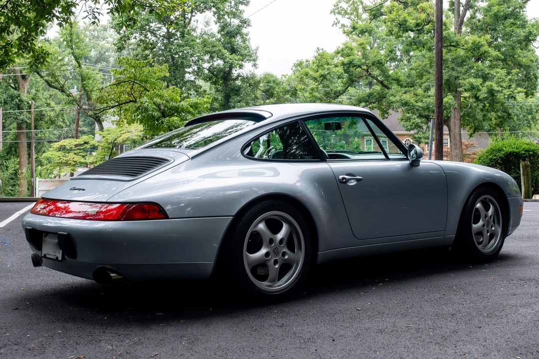 1996 Porsche 993 Carrera - Image 6 of 31