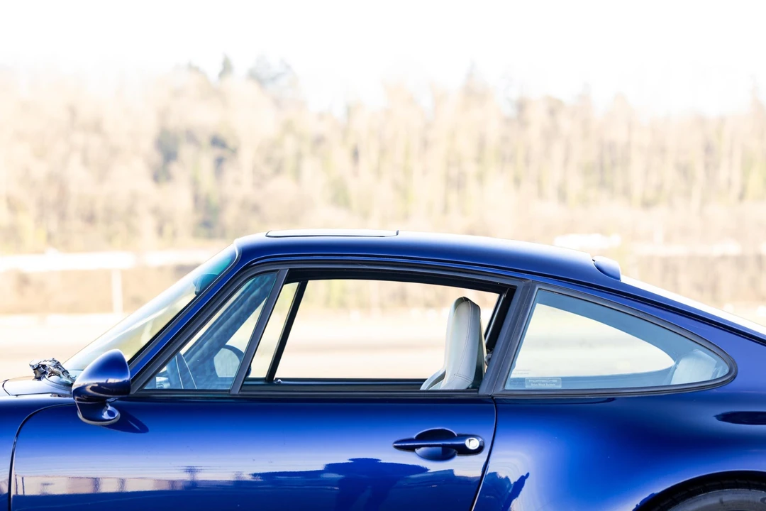 1996 Porsche 993 Carrera - Image 17 of 31