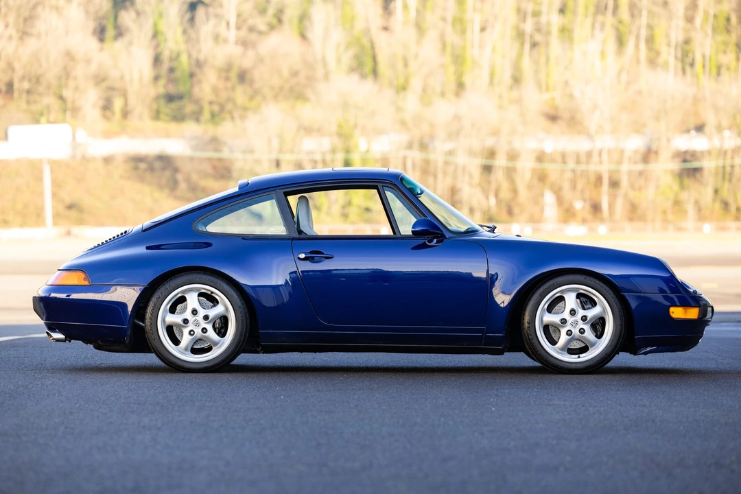 1996 Porsche 993 Carrera - Image 9 of 31