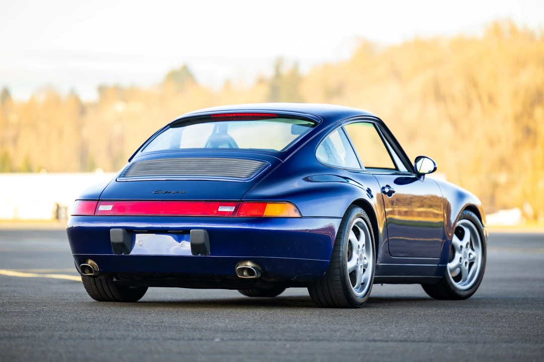 1996 Porsche 993 Carrera - Image 10 of 31