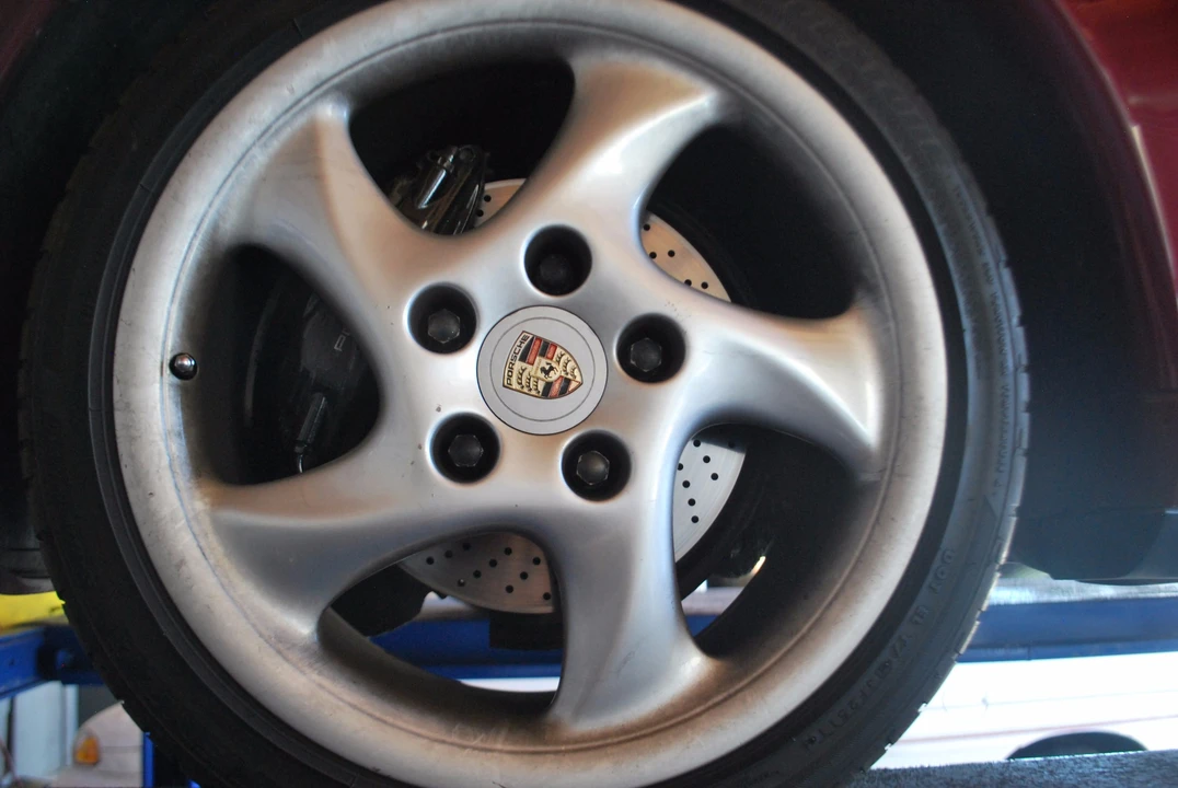 1996 Porsche 993 Carrera - Image 26 of 31