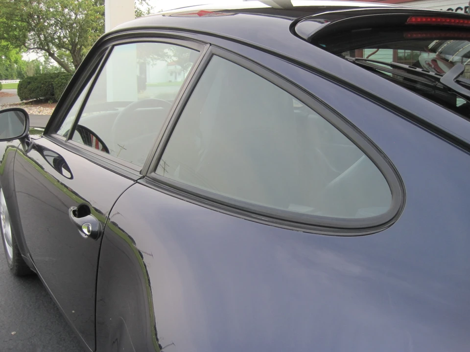 1996 Porsche 993 Carrera - Image 27 of 31