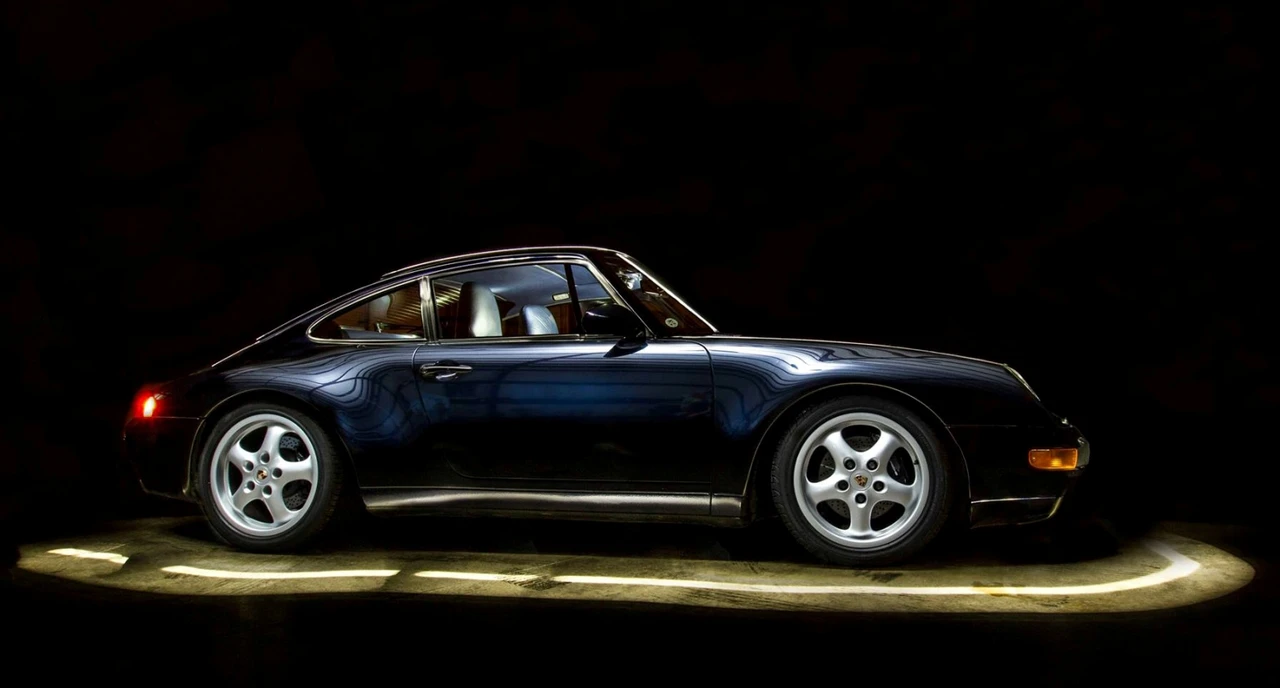 1996 Porsche 993 Carrera - Image 2 of 31