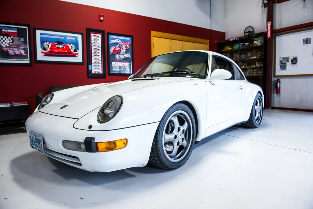 1996 Porsche 993 Carrera - Image 9 of 31