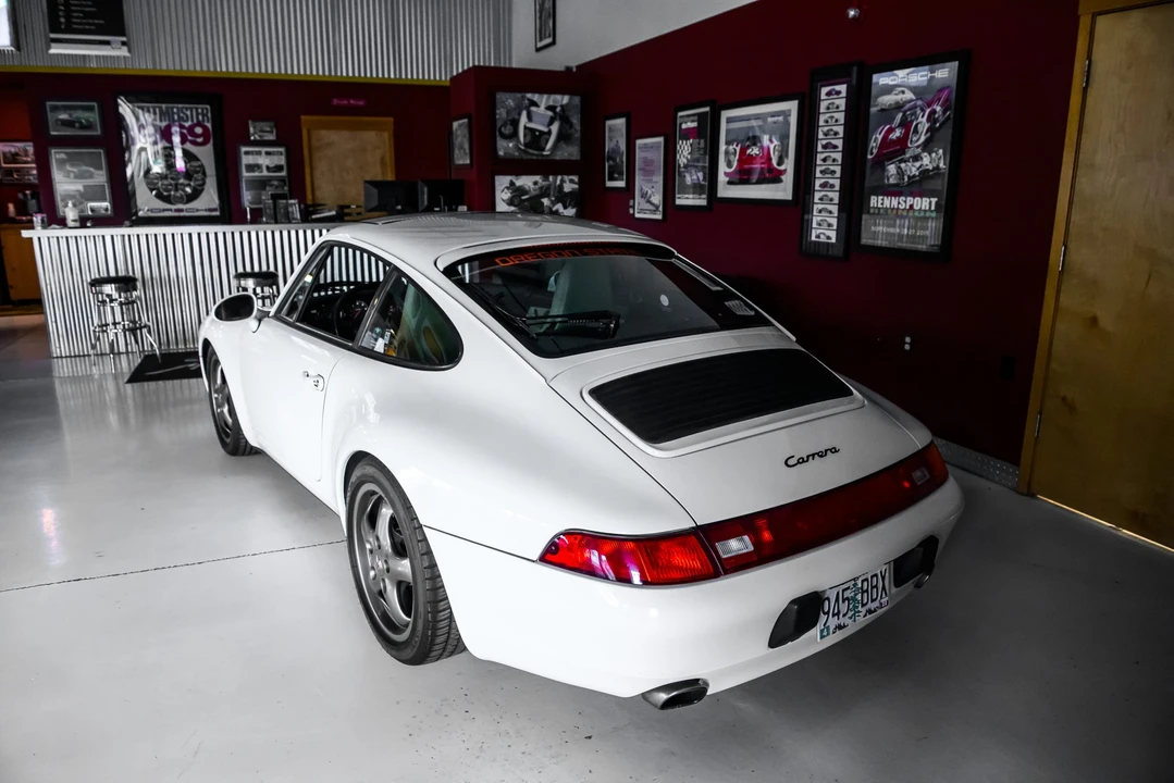 1996 Porsche 993 Carrera - Image 17 of 31