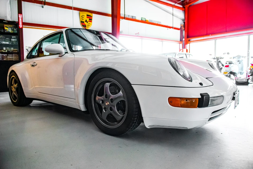 1996 Porsche 993 Carrera - Image 2 of 31