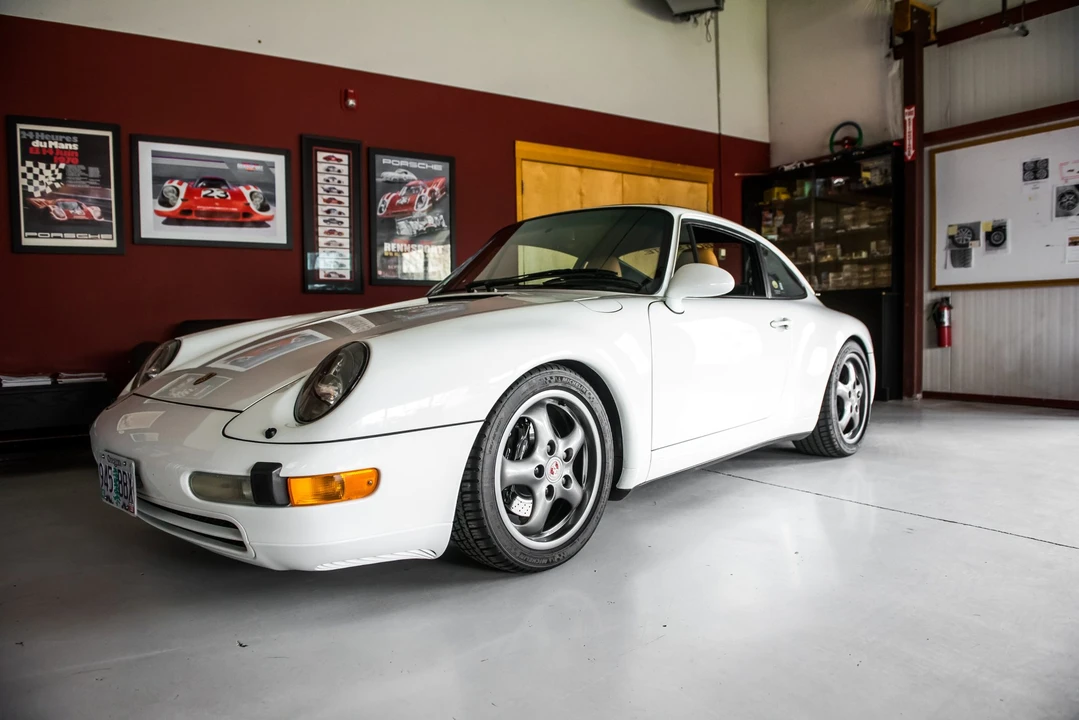 1996 Porsche 993 Carrera - Image 10 of 31