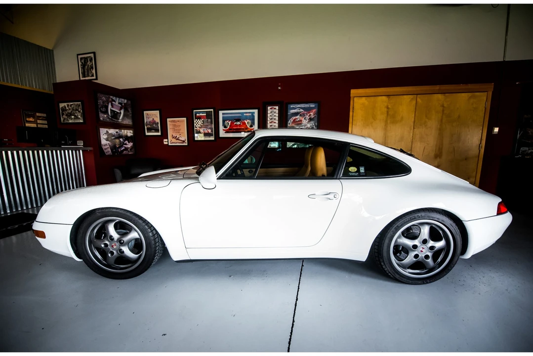 1996 Porsche 993 Carrera - Image 13 of 31