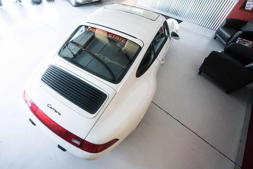 1996 Porsche 993 Carrera - Image 24 of 31