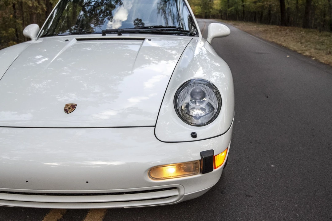 1996 Porsche 993 Carrera - Image 13 of 31