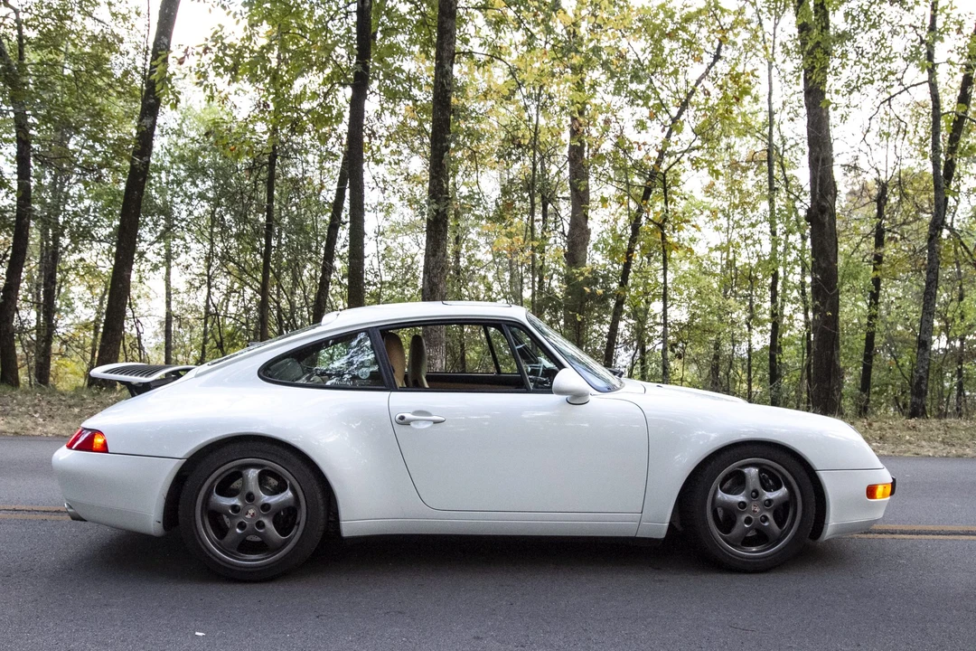 1996 Porsche 993 Carrera - Image 6 of 31