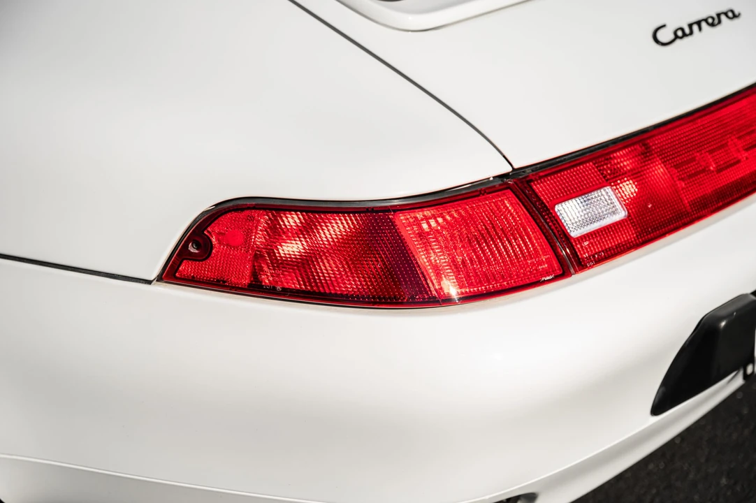 1996 Porsche 993 Carrera - Image 21 of 31