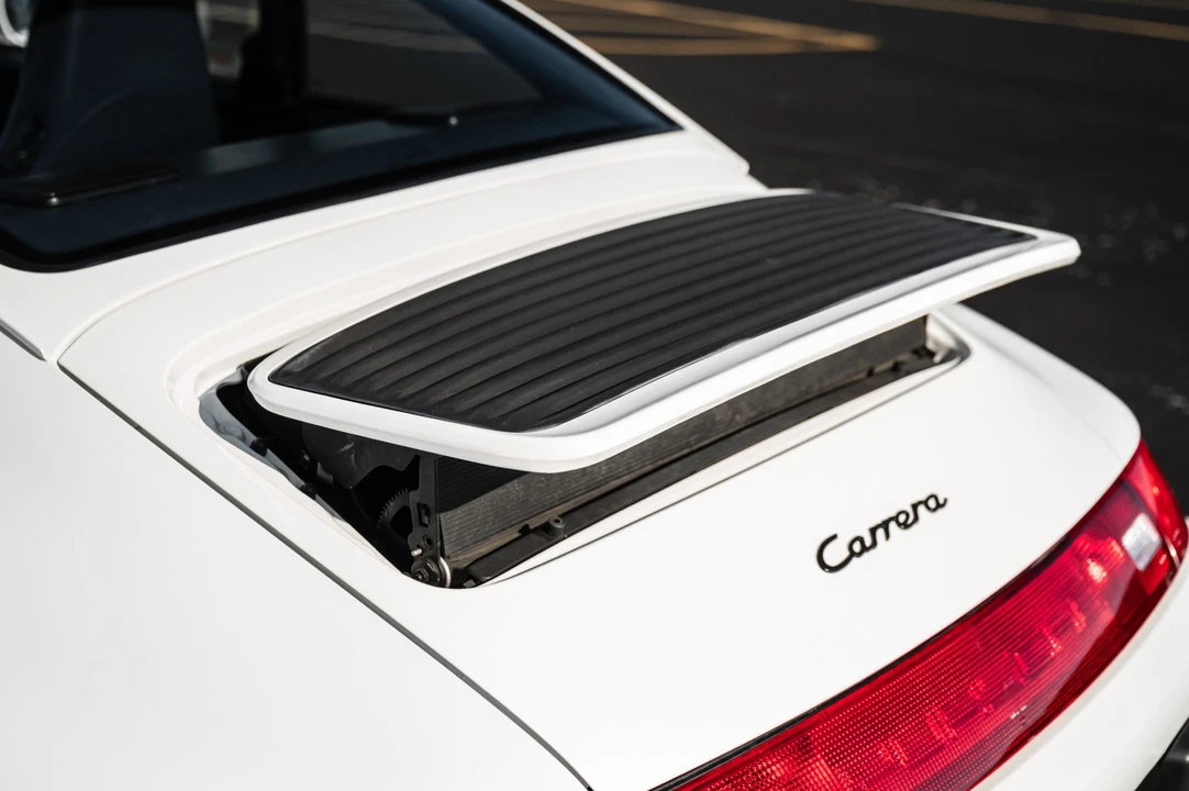 1996 Porsche 993 Carrera - Image 28 of 31