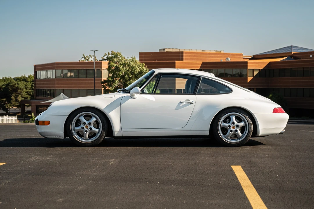 1996 Porsche 993 Carrera - Image 15 of 31