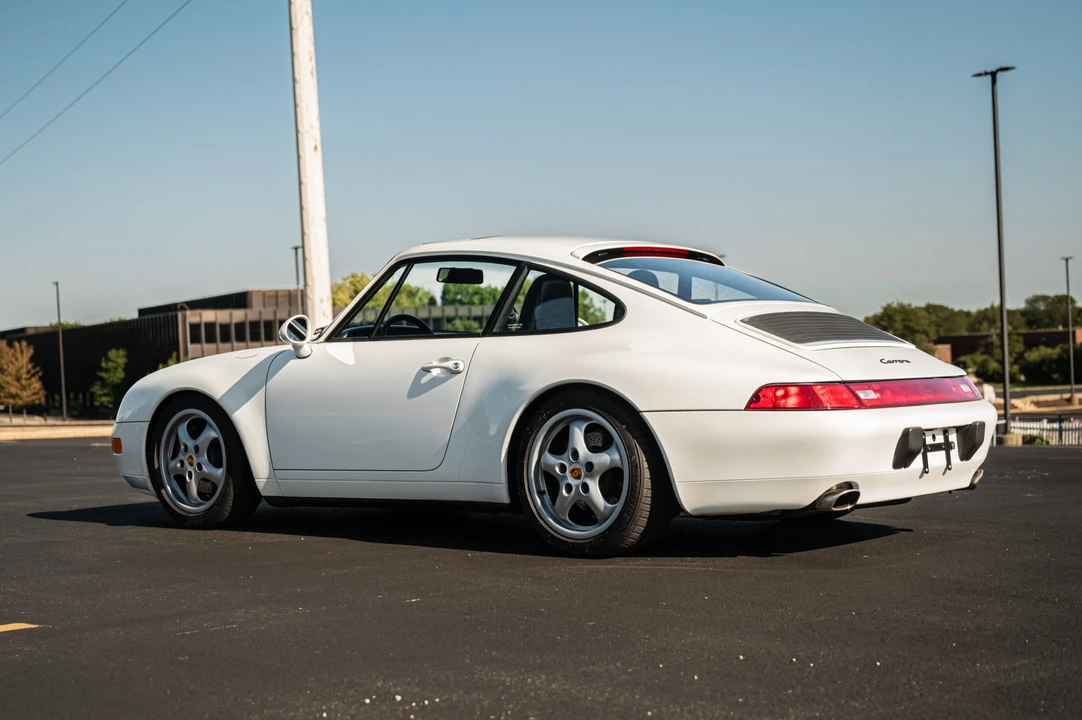 1996 Porsche 993 Carrera - Image 13 of 31
