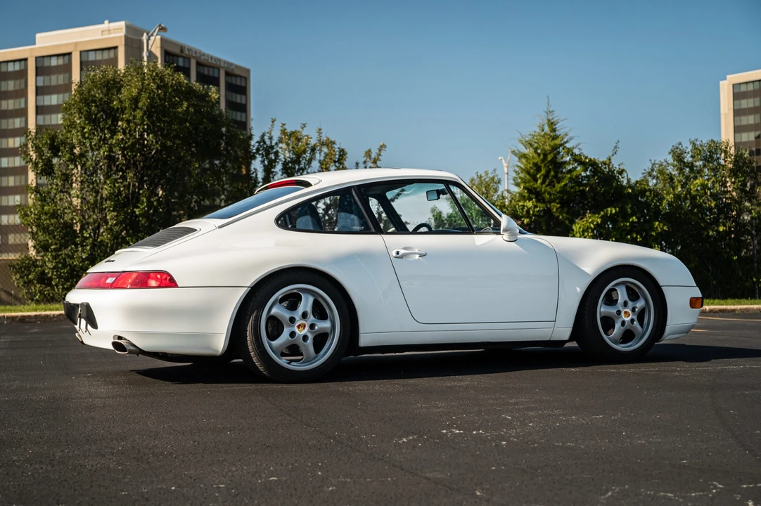 1996 Porsche 993 Carrera - Image 9 of 31