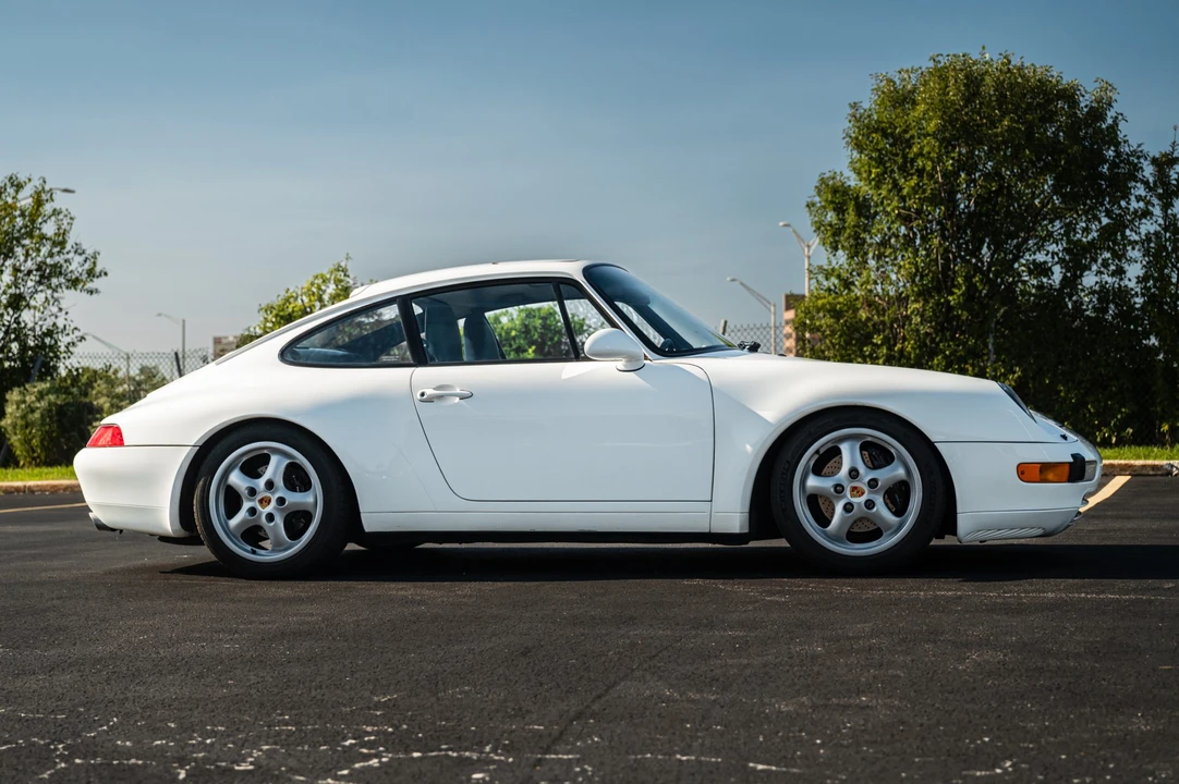 1996 Porsche 993 Carrera - Image 8 of 31