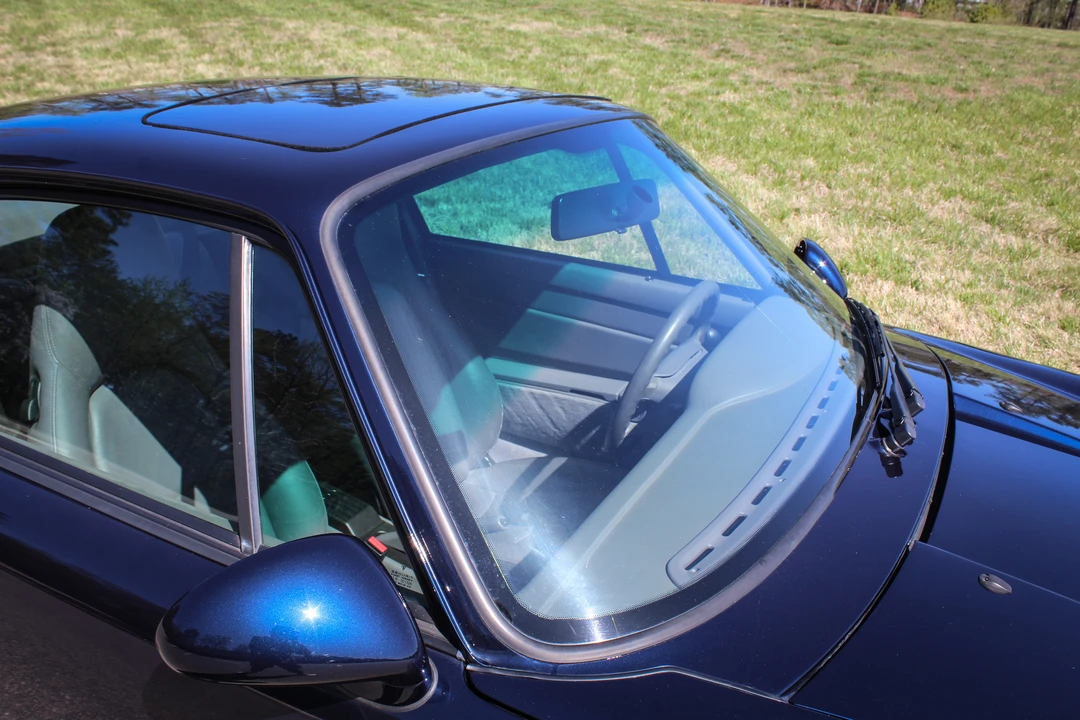1996 Porsche 993 Carrera - Image 13 of 31