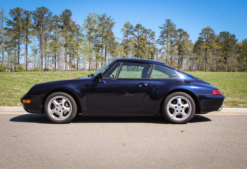 1996 Porsche 993 Carrera - Image 10 of 31