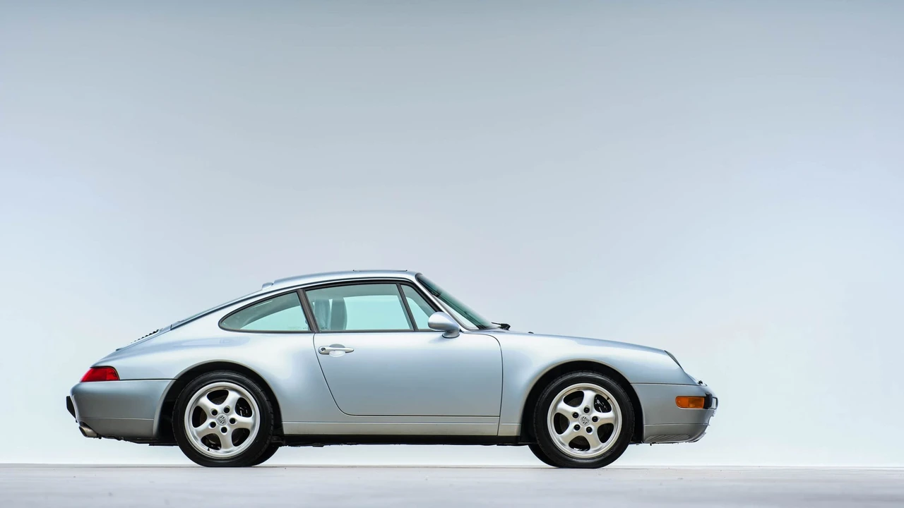 1996 Porsche 993 Carrera - Image 8 of 31