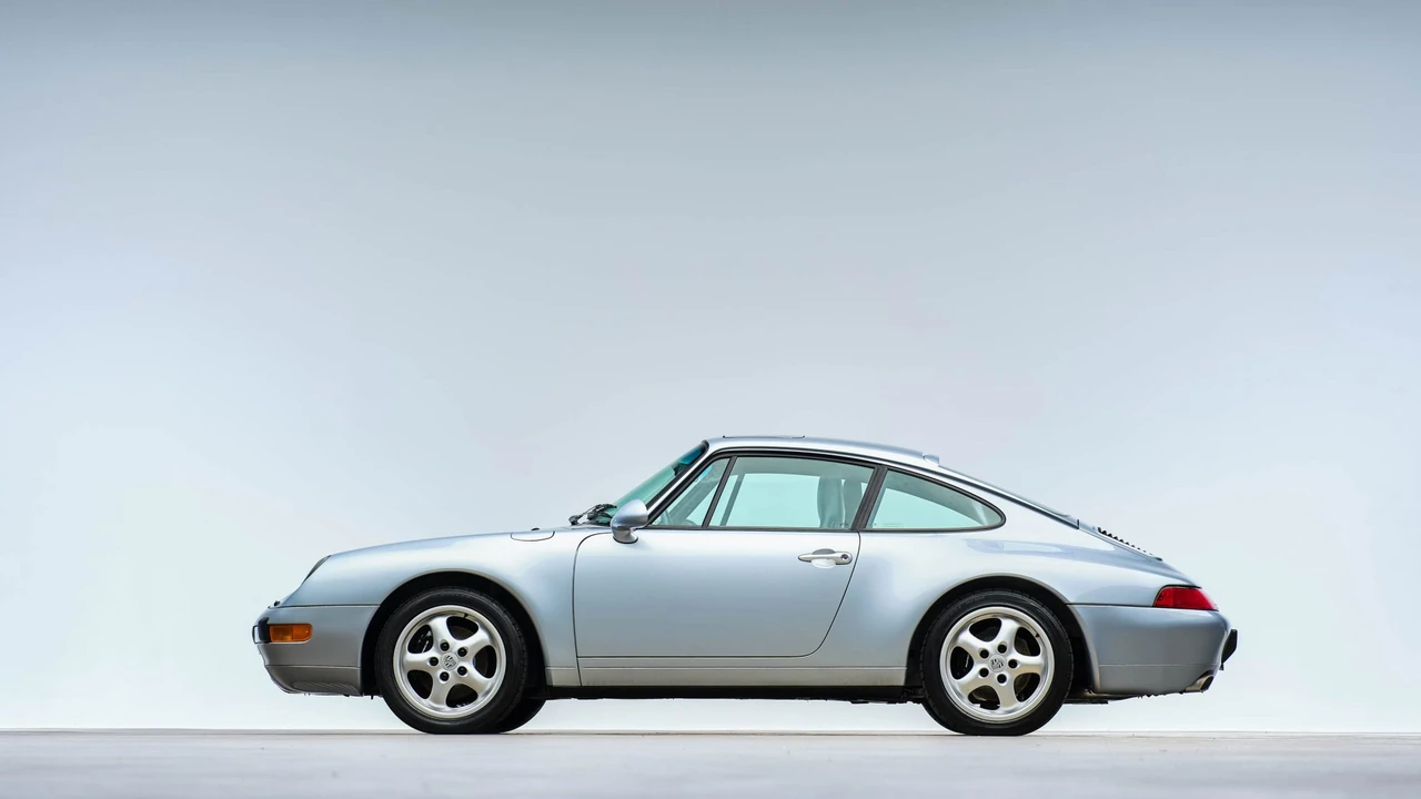 1996 Porsche 993 Carrera - Image 10 of 31